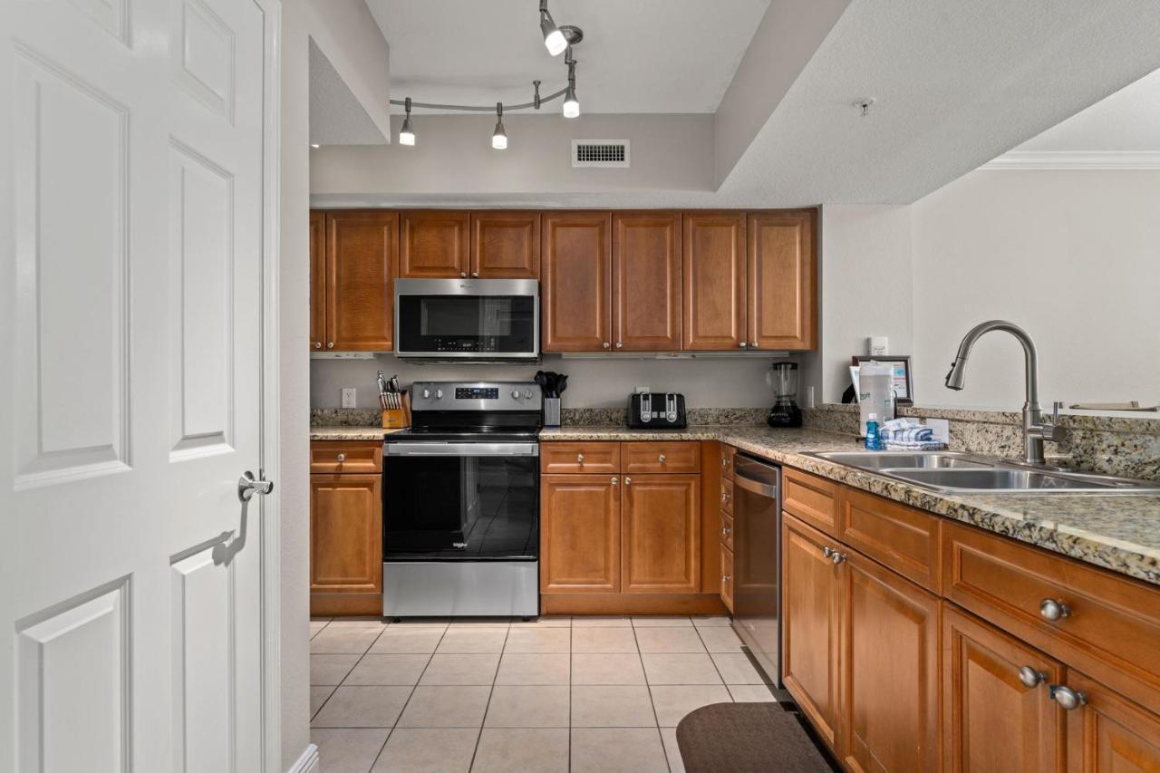 Emerald Beach #1330 By Book That Condo Panama City Beach Exteriör bild